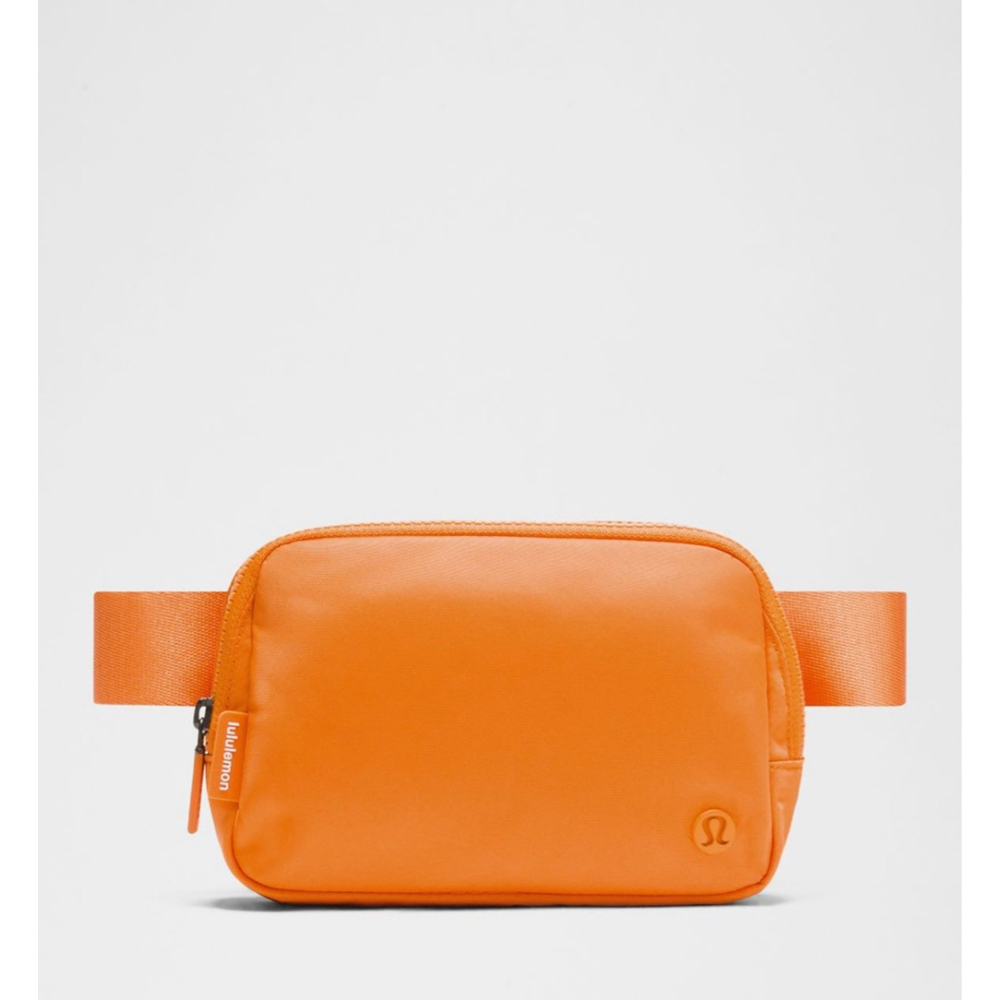 NEW Women's Lululemon Everywhere Belt Bag Tiger One Size Orange